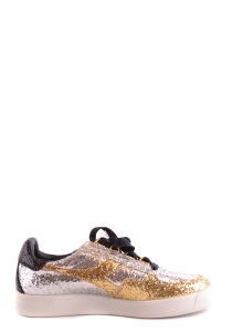 スニーカー Diadora