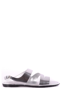 サンダル Tod's