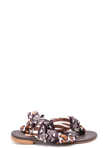 Shoes Avec Modération
