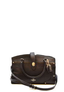バック Coach