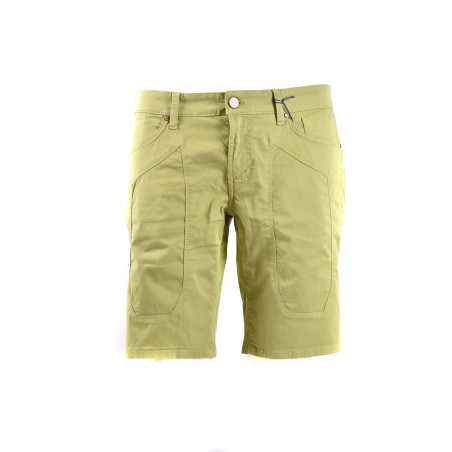 Bermuda Jeckerson green UBED001 DG842