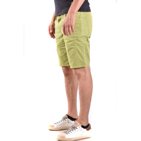 Bermudas Jeckerson verde