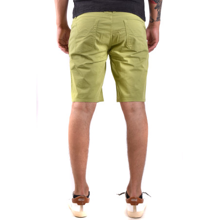 Bermudas Jeckerson verde