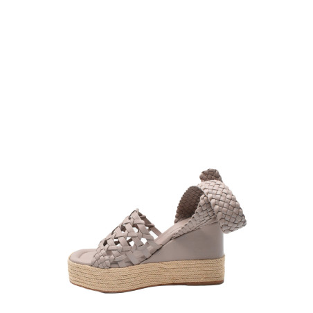 Sandalias Paloma Barceló tórtola