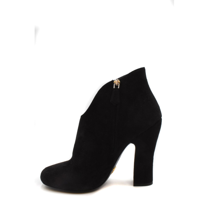 Botines Prada negro