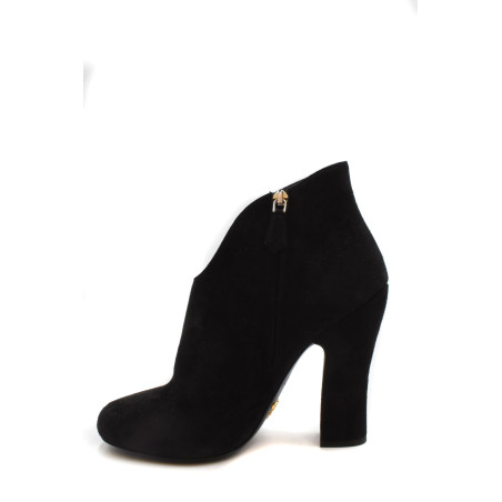 Botines Prada negro